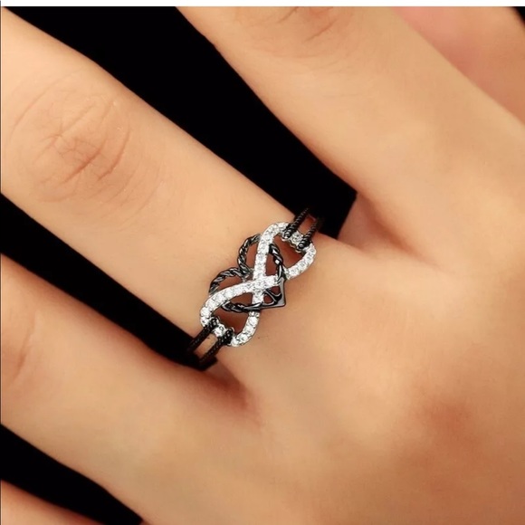 INFINITY ETERNITY HEART SHAPE BLACK&SILVER RING - Picture 2 of 9